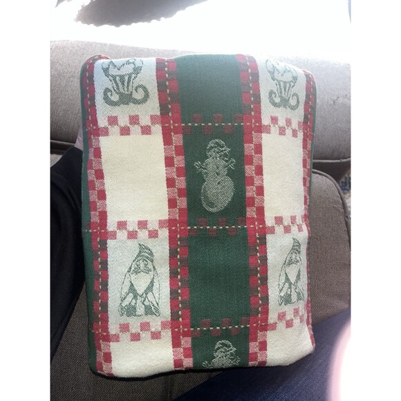 Christmas  Red Green TableCloth Christmas Santa Country Farmhouse Cotton Holiday - Picture 1 of 8